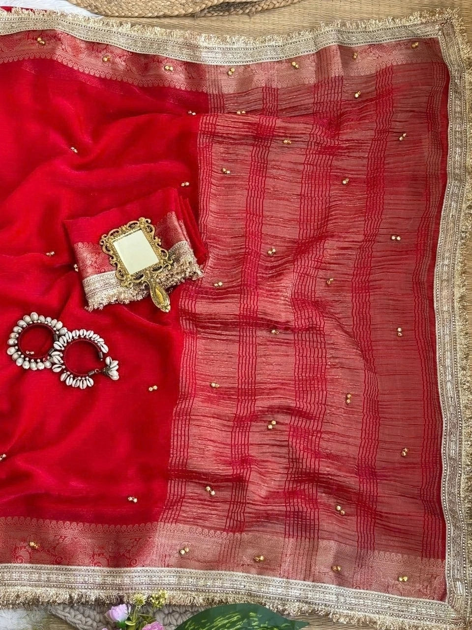 Red hand ghungroo saree with fancy lace border, full spread – Kalyanja KS406